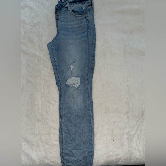 Light blue distressed high waisted jeans - Picture 1 of 5